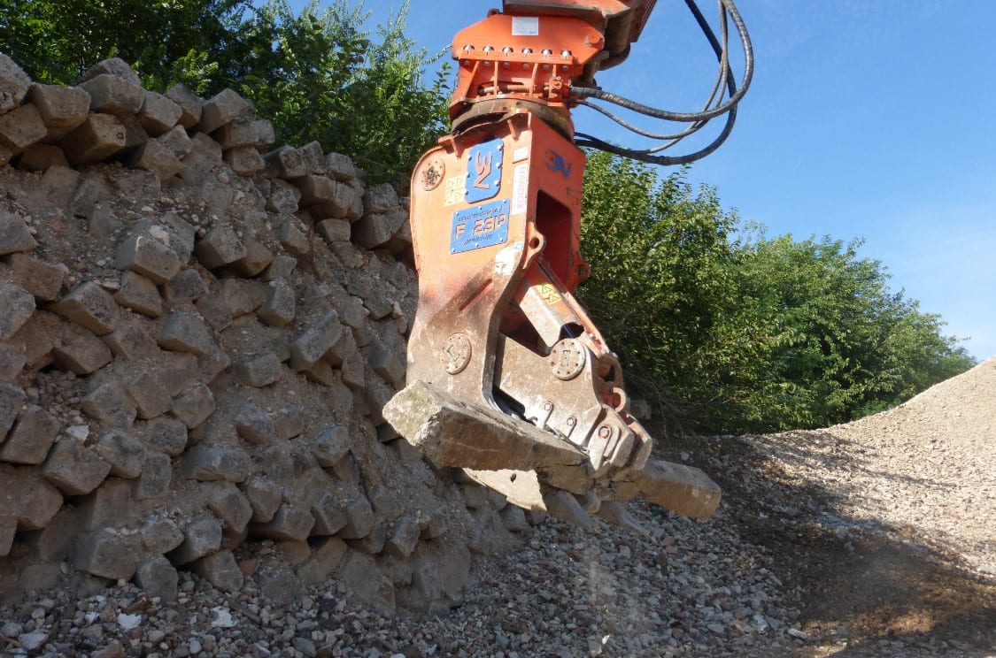 betonknuser_f-premium_trevi-benne